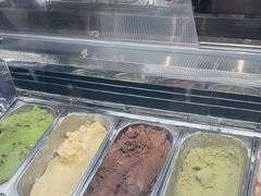 -极拉图·现制冰淇淋(大卫城店)