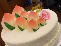 蟠桃贺寿蛋糕-巴黎贝甜(常德路店)