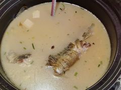 -土砂锅生态山庄·非遗砂锅雅鱼