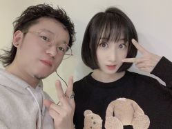 -AYO SALON