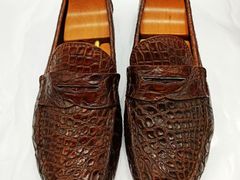 -爱革·洗衣改衣·洗鞋修鞋·洗包修包·奢侈品护理(宝地广场店)