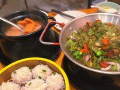 -莲餐厅·湖北菜·潜江小龙虾店(愚园路店)