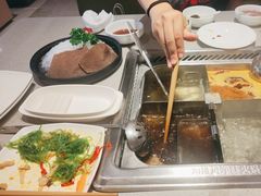 -海底捞火锅(新松江路店)