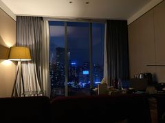 -广州天河希尔顿酒店