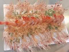 -三亚火车头万人海鲜广场