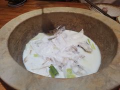 -滇香肴·云南菜蒸汽石锅鱼(云南北路店)