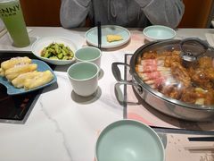 -黄记煌三汁焖锅(新佳丽江汉路店)