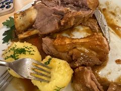 浇汁猪肘-Restaurant Paulaner am Dom