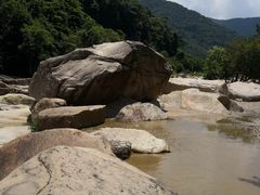 -四会奇石河风景区