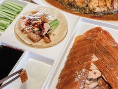 -艳阳天·非遗楚菜(武汉客厅店)