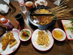 -言玖鲜火锅串串披萨自助(益田假日店)