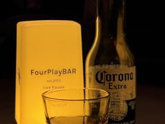 -FOUR PLAY BAR