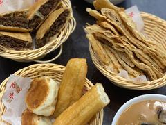 -方中山胡辣汤(成都首店)