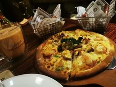 鲜虾凤梨披萨-凯撒城堡西餐厅(颐和国际店)