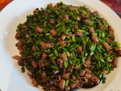 -鱼满舱·鲜活海鲜·正宗鲁菜