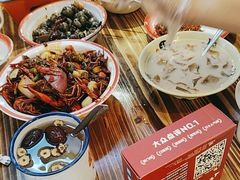 -冶建镜子·老南昌大排档·江西虾王(总店)