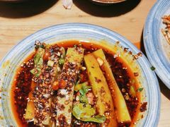 -黔诚多彩火锅(甲秀楼店)
