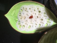藕片-一叶一世界•素食餐厅(环球中心店)