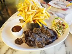 -db Bistro & Oyster Bar by Daniel Boulud(滨海湾金沙店)
