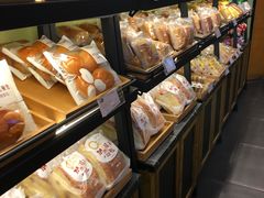 -皇冠幸福里动物奶油生日蛋糕(万达店)