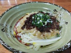 -阿宽豌杂面(华油路138号居民大院店)