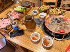 -阿婆情腊排骨火锅(忠义店)