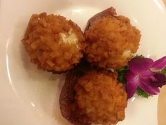 生炸灌汤鲜虾球-五芳齋(云南南路店)