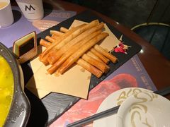 春卷-罗氏十三活虾餐厅(光谷K11购物艺术中心店)