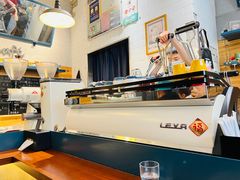 -Be Lived Cafe比例咖啡(摩天轮店)