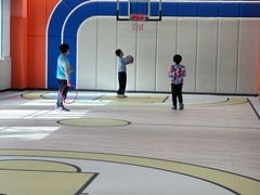 -悦动体能篮球羽毛球网球(三里河店)