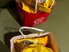 -海底捞火锅(新松江路生日主题店)