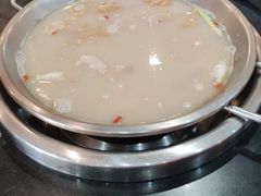 -老来福·非遗酸汤兔(凯旋路店)