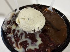 红豆巧克力酸磨糕-王中王刨冰