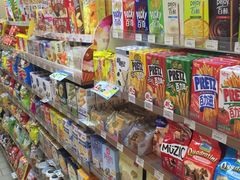 -全家便利店(愚园店)