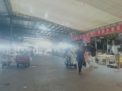 -鑫朱雀农贸批发市场