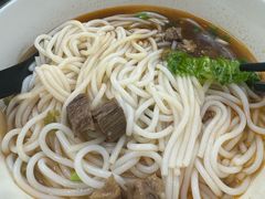-丫丫桂林米粉(学府店)