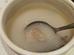 -香港百合居(LCM置汇旭辉广场店)