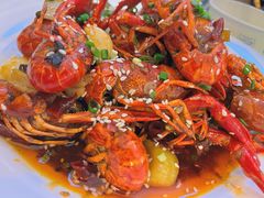 -捌贰虾蟹·江湖菜馆(江汉路店)
