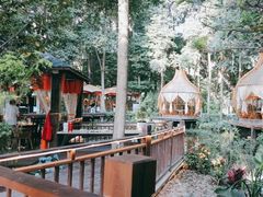 -二荆条·蜀鲜汇城市森林火锅