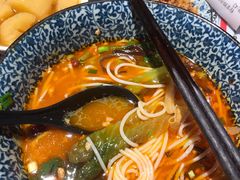 -丽丽三鲜螺蛳粉(田林路店)