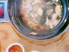 -濠轩阁特色生蚝火锅(水湾路店)