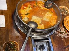 -亮欢寨酸汤鱼(沙冲路店)