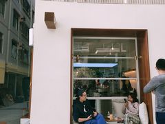 -Line 咖啡(石厦花园店)