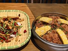 -黄泥岗·地道湖北菜(奥特莱斯店)