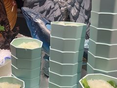 -钱小奴海鲜自助黑金店(杭州滨江龙湖店)