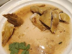 -沪华海鲜大酒楼(南汇店)