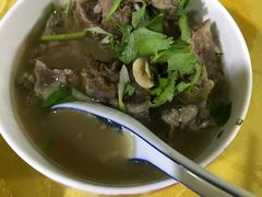 -穆豪麦蒸碗羊羔肉