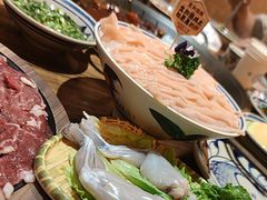 -旧街市鲜货老火锅(大光路店)