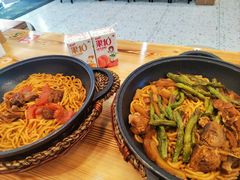 牛肉柿子焖面-瑞小福小锅焖面(重庆路店)