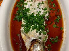 葱油翘嘴鱼-老头儿油爆虾·1987杭州烟火味(湖滨银泰in77D区店)